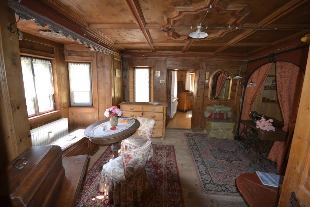 B&B La Tana Dell'Orso - Die Baerenhoehle Castello-Molina di Fiemme Chambre photo